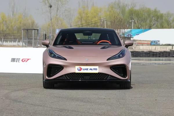 2024 's Best 4 Seater Electric Sports Car with 78.4KWH Battery and 3.9s Acceleration