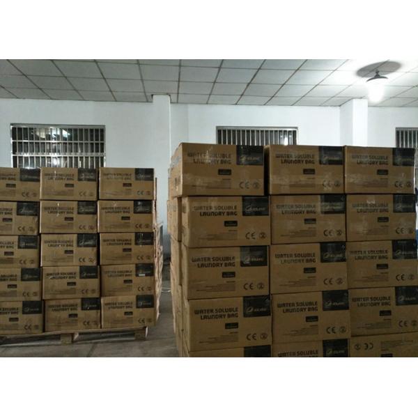 Sacs à linge solubles dans l'eau - 25 pièces par rouleau, 8 rouleaux par boîtier