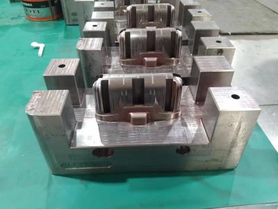 FLANGED Plastic Injection Molding Parts with High Durability Standard Heat Treatment