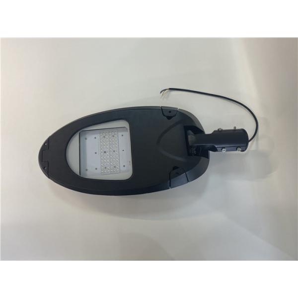 60W IP65のクリー族LEDの街灯120LM/Wをつける道路プロジェクト