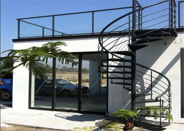 Carbon Steel Wrought  Iron Spiral Staircase Modern Style Center Post Outdoor