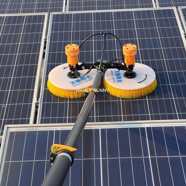 Solar Panel Brush Cleaning Tool for Farm Photovoltaic Panels Without Remote Control