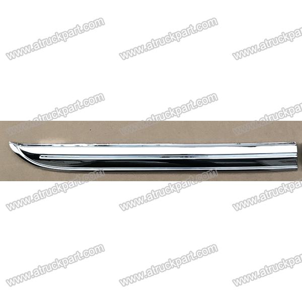 Chrome Finisher Lamp Upper For Nissan UD PKB/CWM454 Nissan Ud Truck Spare Body Parts