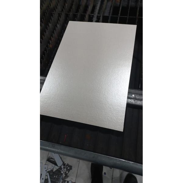17*1000mm Mica Insulator Tube for Electrical Insulation Tensile Strength 200n/mm2