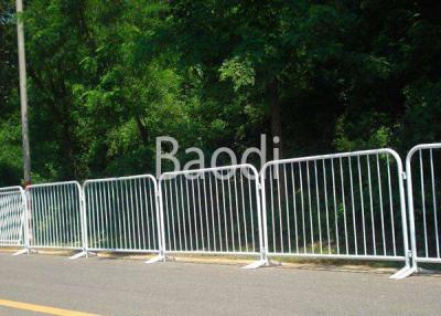 Portable White Temporary Mesh Fence Spray Paint Oxidation / Weather Resistant
