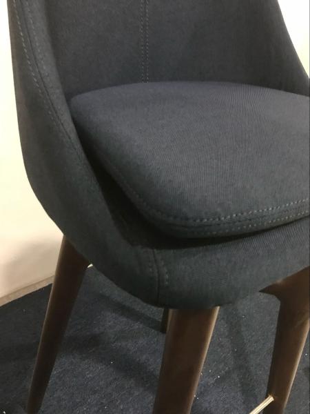 Low Back Replica Solid Wood Leg Solo Bar Stool , SGS Upholstered Bar Stool Chairs