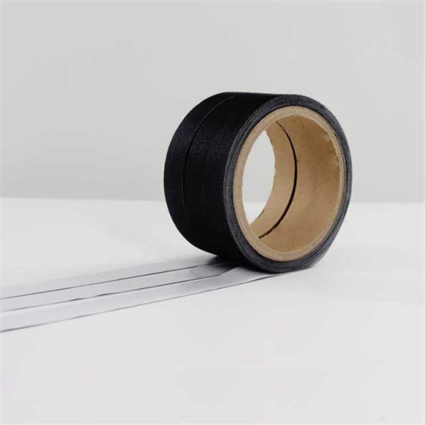 Куртки 3 слоев PU на открытом воздухе соединяют швами герметизируя жара ленты и скрепляют горячее плавят фильм