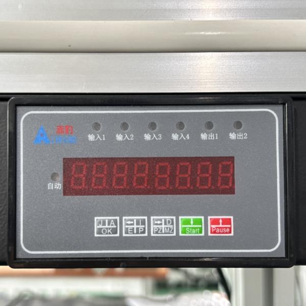 Литий-ионные батареи Tab Spot Welding Machine Машина для сборки батарей