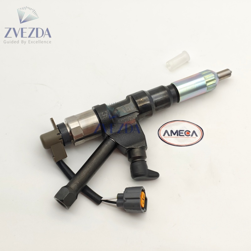 Common Rail Fuel Excavator Injector Assembly 095000-5215 For J07E J08E Diesel Engine