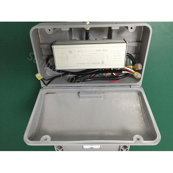 Outdoor Parking Lot LED Retrofit Kits , 100 Watt 130LM/W LED Pole Light Fixtures