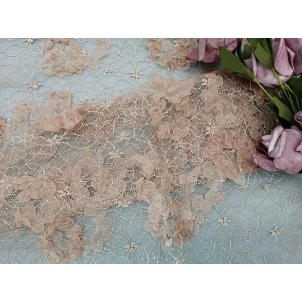 Ткань шнурка розовой флористической сетки Тюль яркого блеска вязания крючком сияющая