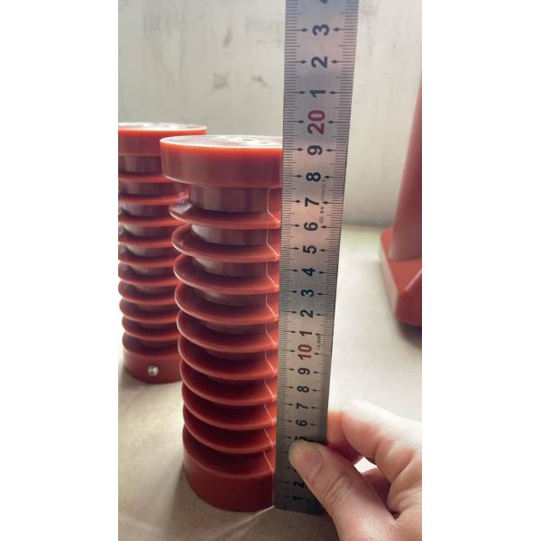 Epoxy Resin Medium-Voltage 75X190 24kV Support Capacitor Insulator with 80pF