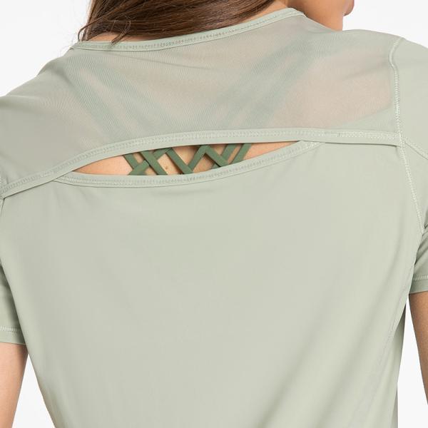 Athletic Ladies Yoga Tops / Short Sleeve Workout Shirts With Breathable Mesh