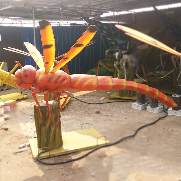 Artificial Life Size Animatronic Insects Robotic Dragonfly Spider