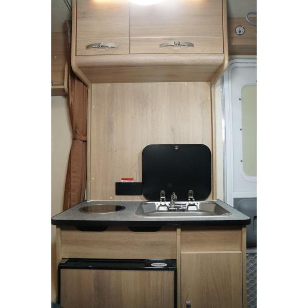 Pièce de Mini Travel Trailers Double Single Axle Camper Trailer 4-6 de sécurité