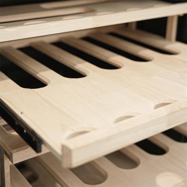 Controlador digital de toque Enmarcado en madera negro Fresador de cigarros Humidor con cerradura de puerta