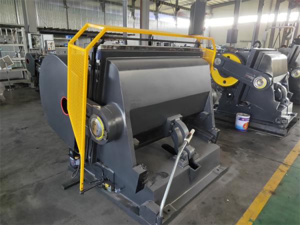 Professional Manual Die Cutter And Creaser For Corrugated Cardboard With Plastic Film