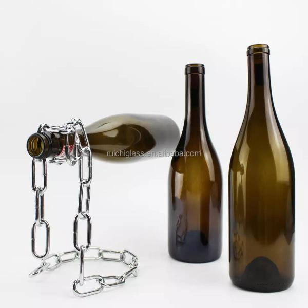 Manipulation de surface Estampage à chaud Logo personnalisé 500 ml 750 ml Bouteille en verre de vin