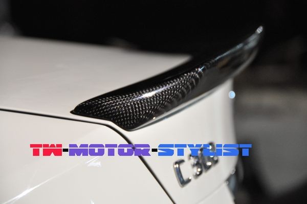 Крыло волокна углерода типа BENZ W204 v