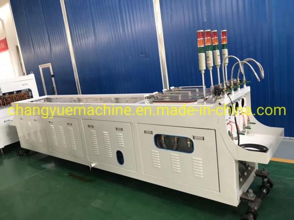 Ligne de production de tuyaux de conduites électriques en PVC à quatre cavités certifiée ISO9001 2008