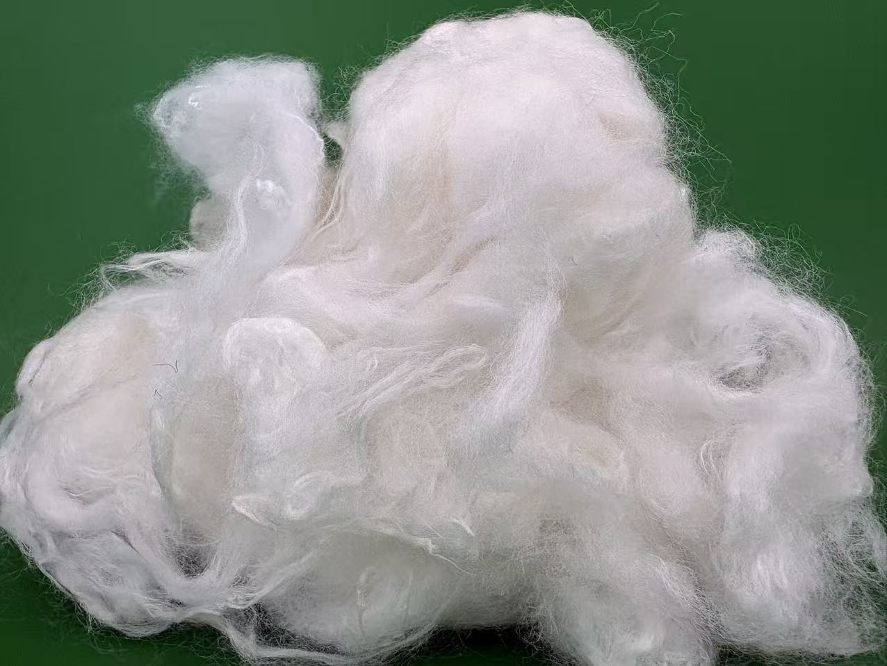 Factory Supply 5D 102mm Viscose Staple Fiber Raw White Solid VSF for Felt Production Custom Denier and Cut Length
