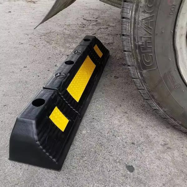 Высококачественный прочный резиновый бордюр гаражный транспортный прицеп