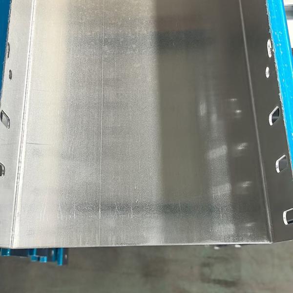 Silver Aluminum Ventilated Trough Cable Tray Indoor / Outdoor Cable Management