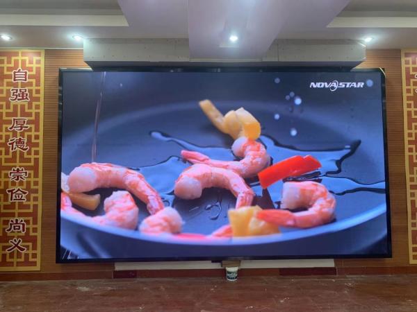 Indoor Full Color LED Screen Die-Cast Aluminum With Nationstar LED Lights Brightness 2200nits Module size 192mm x192mm