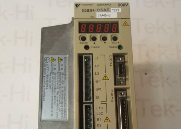 YASKAWA SGDH-05AE Servo Drive Amp For CNC Machining Robotics Automation
