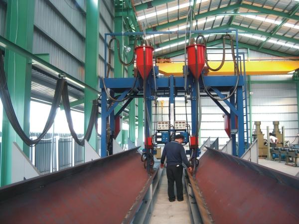 Flange Plate Width 200-500 Mm Welding Speed 0.15 To 1 Meter Per Minute Multi Wire Gantry SAW Machine For Steel Structure Welding Operations