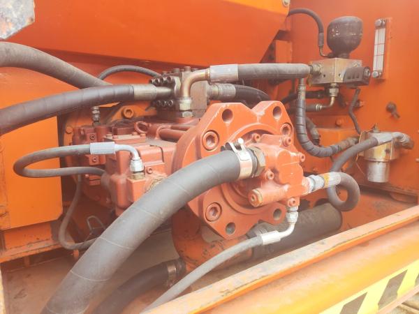                  Used Doosan Excavator Dh220LC-7 Dh225LC-7 Hot Sale in Central Asia             