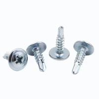 Parafusos de auto-perfuração para fixação de tiras de aço