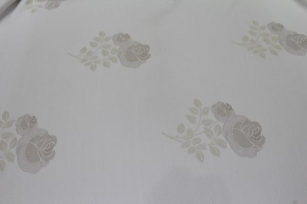 Moisture Proof 200gsm Polyester Jacquard Knitting Fabric With Rose Pattern Printed