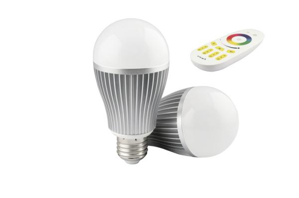 Wide voltage Remote E27 9W RGBW 2.4G wifi contol LED bulb by smart phone RF controller