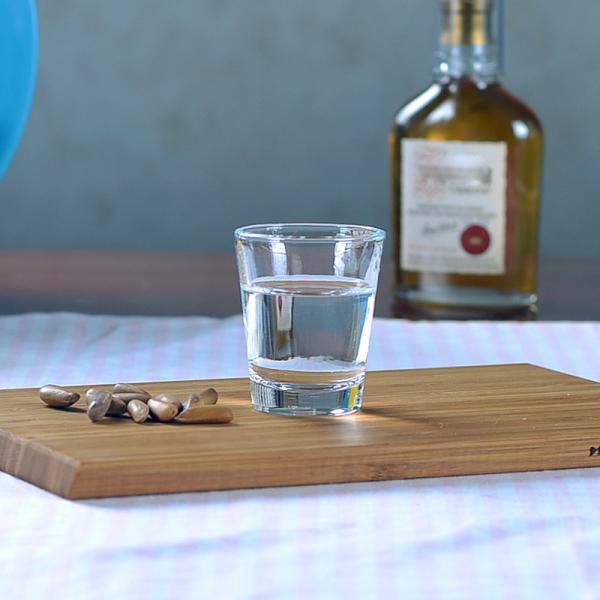 Factory Supply  V Shape 1.5 Oz Shot Glasses Bulk