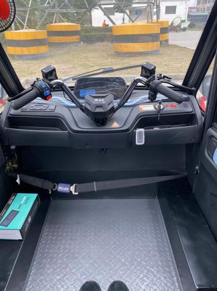3 portas têm desvantagens o veículo elétrico elétrico do carro da desvantagem do carro elétrico para tido desvantagens