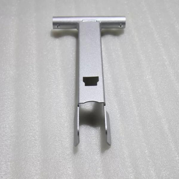 Services de découpe au laser pour les pièces de fabrication de tôles métalliques de précision matte brillante sur mesure