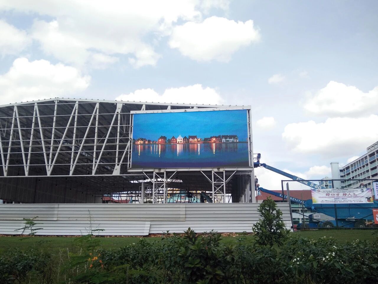 12000 Nits Outdoor Fixed Installation LED Display Screen IP66 Waterproof Dustproof