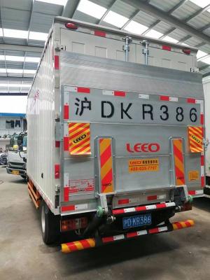 Bagageira elétrica 700Kg do caminhão de DC12V Van Tail Lift Qingling Light
