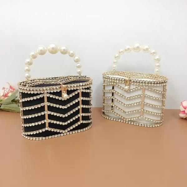 Flat Bucket Shape Pearl Hand Bags Red Fabric Inlaid Diamond OEM ODM