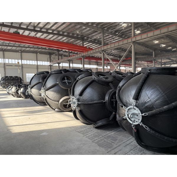 Inflatable Rubber Fender Strong Tear Resistance Rapid Air Filling Long Service Life