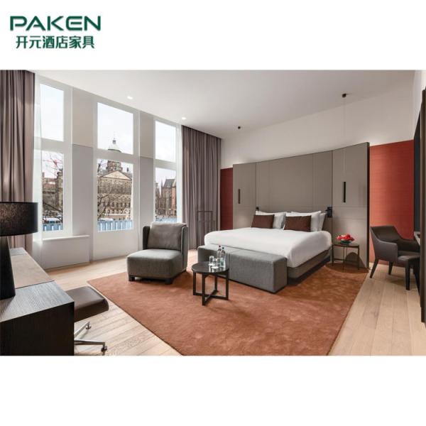 O hotel simples Ash Wood Full Size Bed da estrela ajusta-se