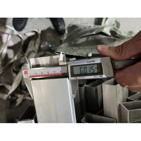 Silver Cold Rolled Stainless Steel Tube 2205 904L 630 Slit Edge Mill Edge Round Square Rectangular Pipe Pharmacy Biochemistry
