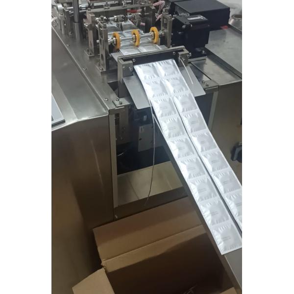 OEM Automatic Latex Condom Packing Equipment Four Side Sealing Packaging Machine
