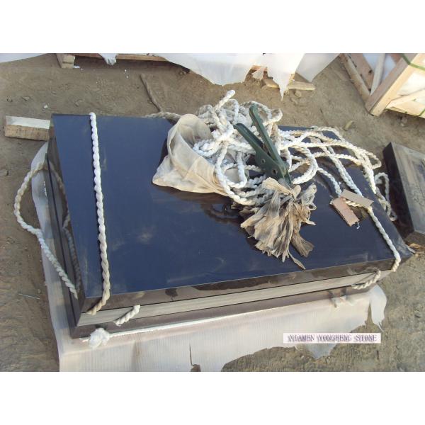 Monument Tombstone Granite Memorial Stones 3.04 G / Cm³ Density Black Russian Style