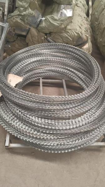 Powder Coated Chain Link Fence Galvanized Round Post