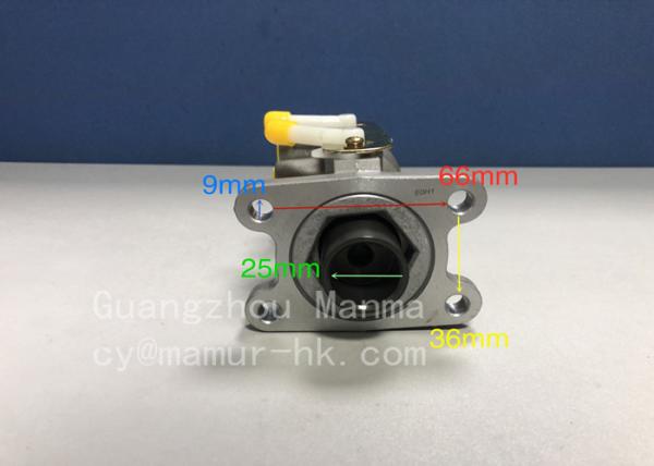 Brake Master Cylinder ISUZU Brake Parts For NPR NQR 8-98032617-0