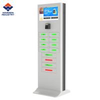 24 ports partageant le kiosque de remplissage mobile de station de location avec 22 pouces annonçant l'écran d'affichage à cristaux liquides