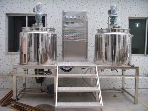 0-3600rpmの速度で液体洗浄製品を高速混合するための蒸気加熱液体ホモジナイザー