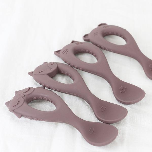Colher nova do silicone do produto comestível de colher do bebê da chegada com as crianças amigáveis de Eco da criança que alimentam a bebê a colher animal do silicone do estilo